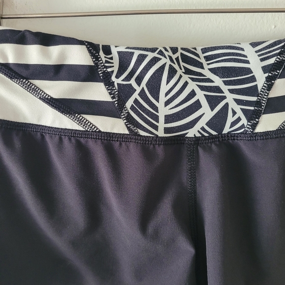 Lululemon Rare Run Speed Short *4-way Stretch Lined Size‎ 8 Black / Angel Wing - Picture 5 of 11